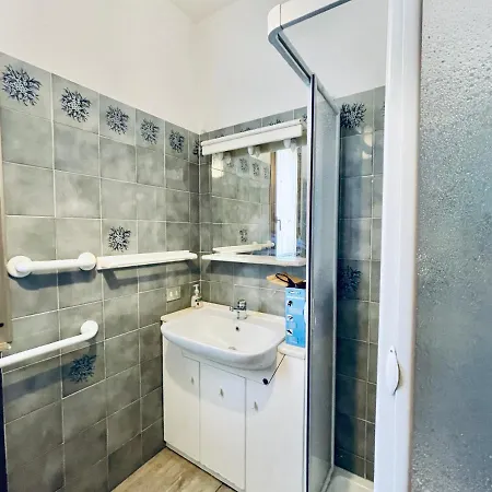Apartment Oliveto 7 *